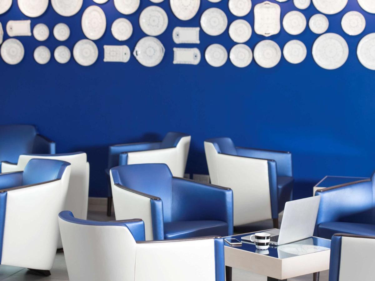 Ibis Styles La Louviere Hotell Exteriör bild