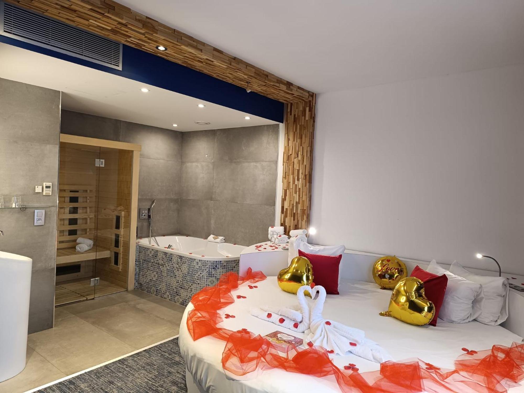 Ibis Styles La Louviere Hotell Exteriör bild