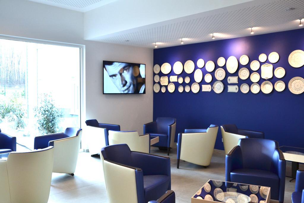 Ibis Styles La Louviere Hotell Exteriör bild