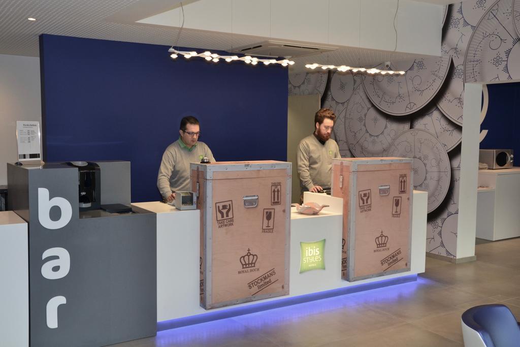 Ibis Styles La Louviere Hotell Exteriör bild