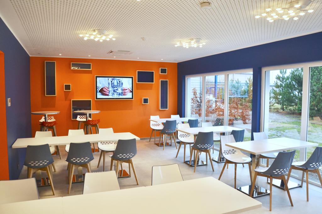 Ibis Styles La Louviere Hotell Exteriör bild