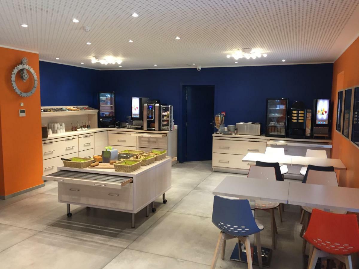 Ibis Styles La Louviere Hotell Exteriör bild