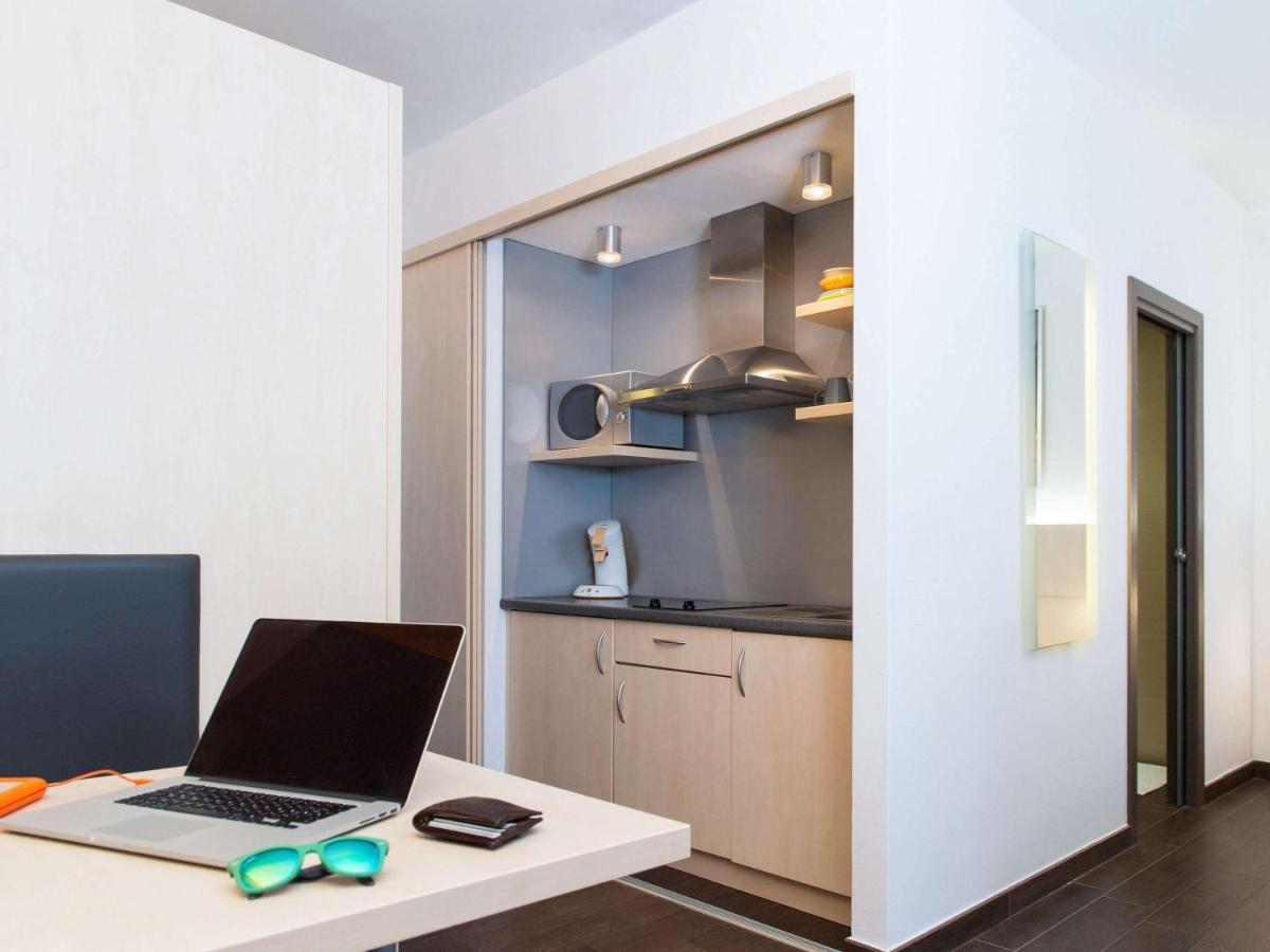Ibis Styles La Louviere Hotell Exteriör bild