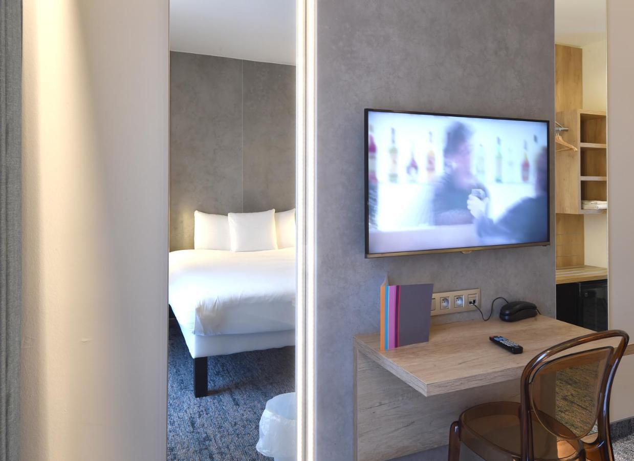 Ibis Styles La Louviere Hotell Exteriör bild